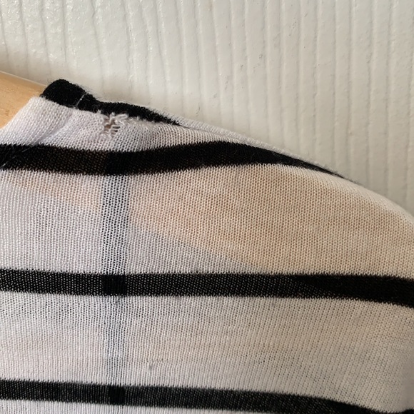 H&M Top - Picture 5 of 5